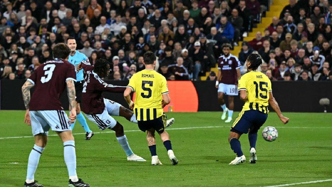 Fenerbahçe'de Aziz Yıldırım'dan Alanyaspor kararı: Samandıra altüst oldu, 2 yıldızın biletini kesti! 3